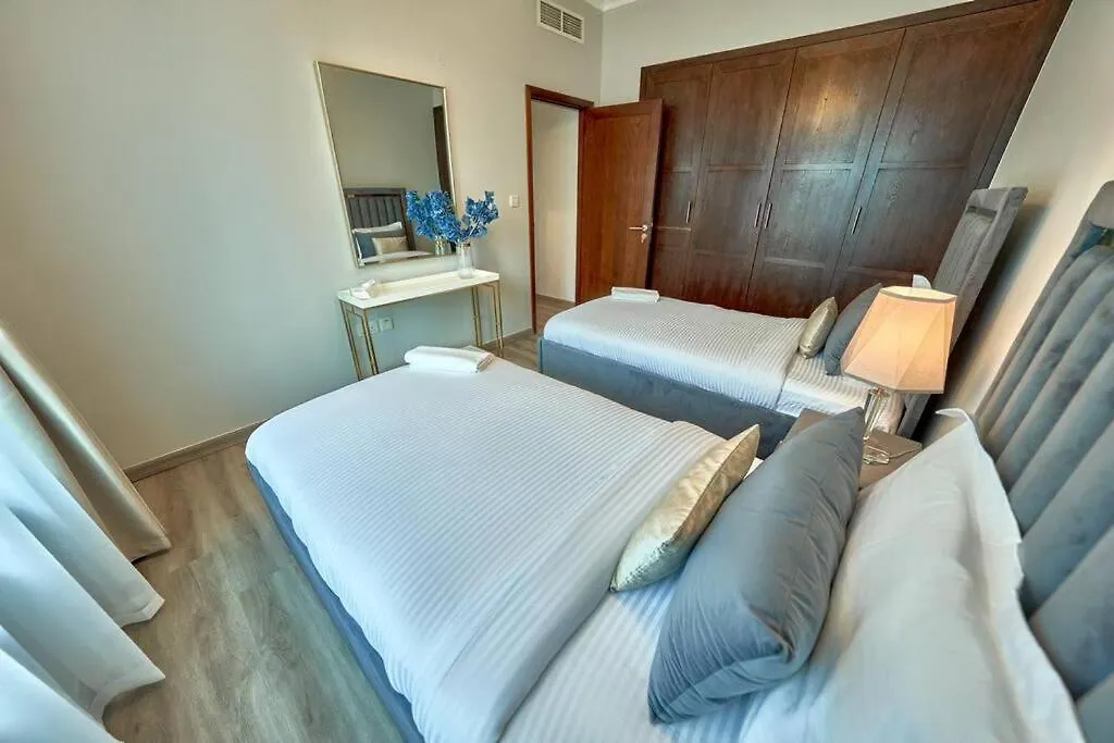 شقة Magnificent Luxury 3Br With Amazing Burj & Fountain View دبي الإمارات العربية المتحدة